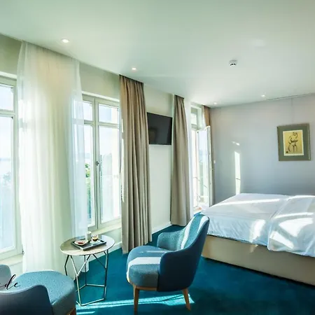 Ξενοδοχείο Promenade 5*