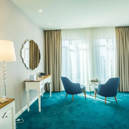 Promenade Ξενοδοχείο 5*