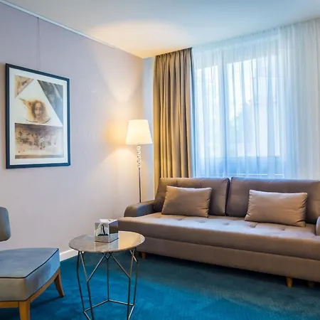 Promenade 5* بورغاس